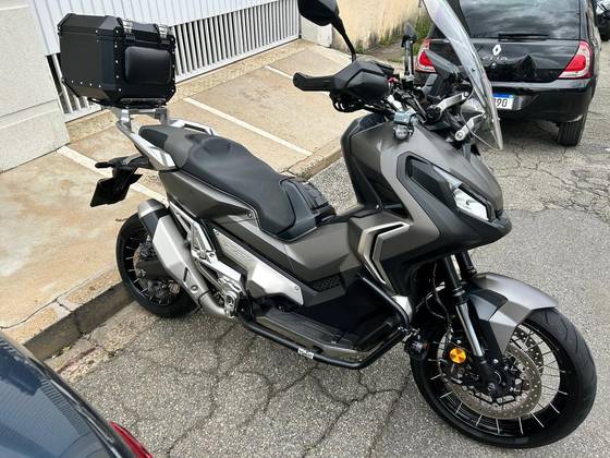 HONDA X-ADV 